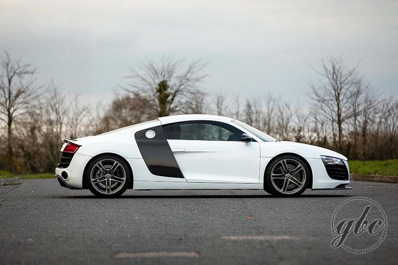A very tastefully modified R8...