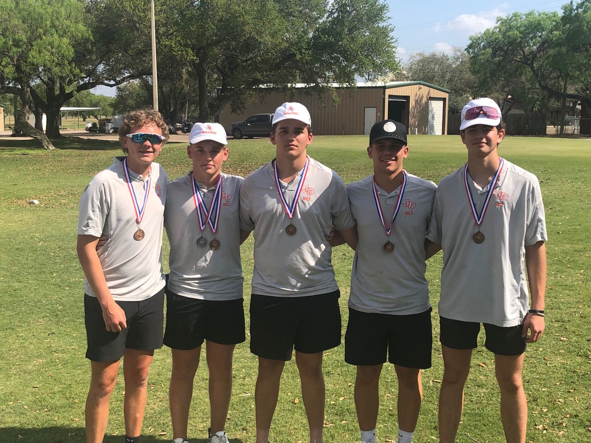 District Golf took place today in Alice!  

Girls finished as the 3rd place team
Brynn Coburn-Regional Qualifier

Boys finished as the 3rd place team
Trace Fowler-Regional Qualifier