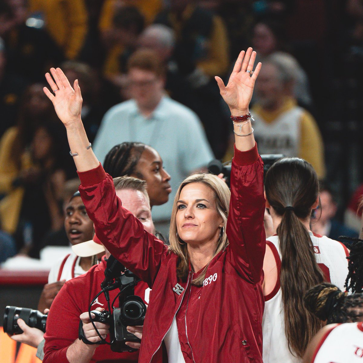 Let’s hear it for Coach Jennie!