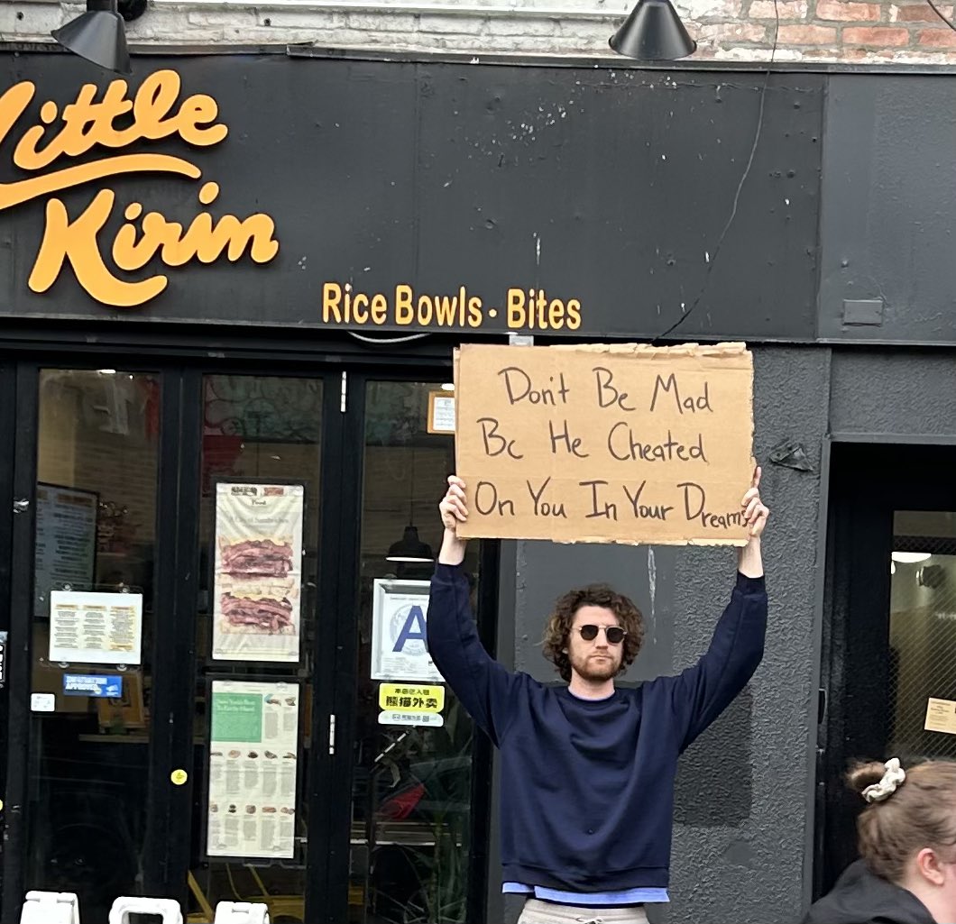 seth (@dudewithsign) on Twitter photo 