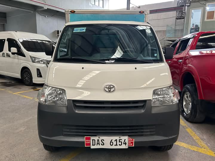 SyClarkReposes's tweet image. 2022 TOYOTA LITEACE CARGO 1.5 M/T
Selling Price: 550,000.00
Odo: 5K KMS
 SARIWA