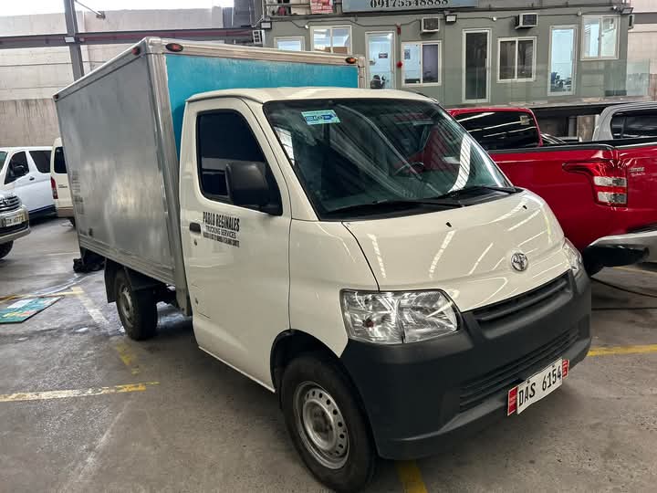 SyClarkReposes's tweet image. 2022 TOYOTA LITEACE CARGO 1.5 M/T
Selling Price: 550,000.00
Odo: 5K KMS
 SARIWA