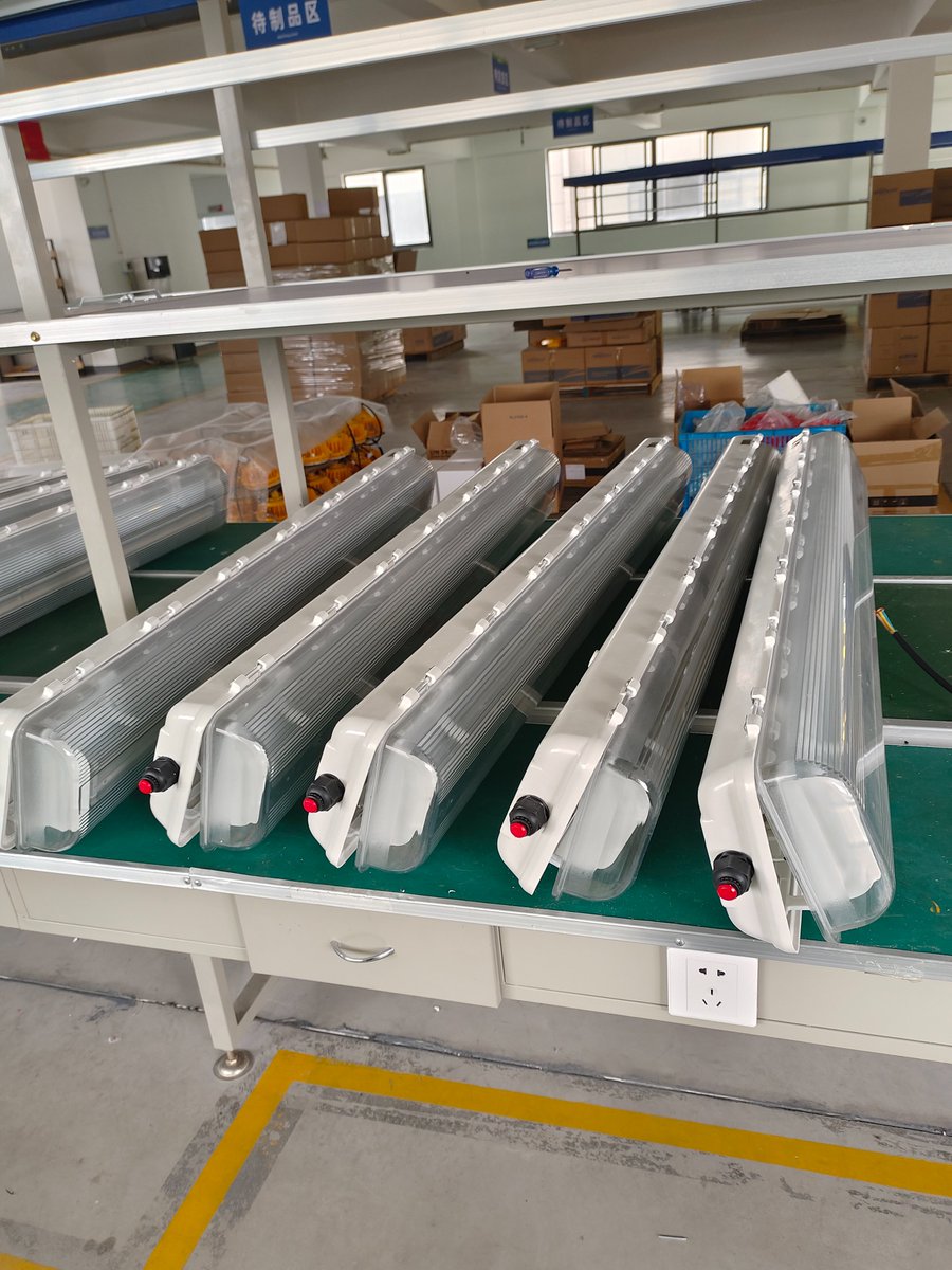 hassensep's tweet image. 🔹 #ExplosionProofLighting #IndustrialLED #HazardousAreaSolutions #IECExCertified #ATEXApproved #HeavyDutyLighting #SafetyFirst #EnergyEfficient #ReliableLighting #IndustrialSafety