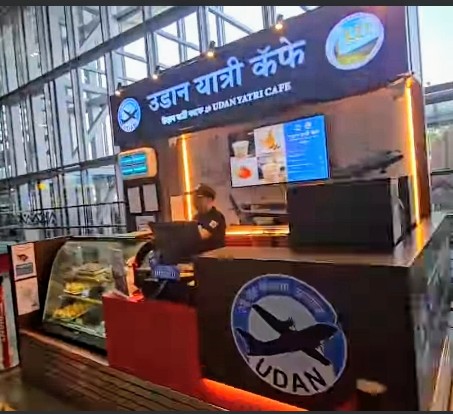 Aviation India (@aviationindia2) on Twitter photo #UdanYatriCafe
📍Netaji Subash Chandra Bose Airport, #Kolkata
✈️
Initiatives of UYC successfully providing affordable food and snacks for air travelers at check-in area <a href="/aaikolairport/">Kolkata Airport</a> and at <a href="/aaichnairport/">Chennai (MAA) Airport</a> Chennai.
✈️
<a href="/UpdatesChennai/">Chennai Updates</a> <a href="/sandeeprrao1991/">FatBoySlim🇺🇸🇮🇳</a> <a href="/BombagorerRaja/">নক্ষত্র | Nakshatra ❁</a> <a href="/RamMNK/">Ram Mohan Naidu Kinjarapu</a> #UdanYatriCafe
📍Netaji Subash Chandra Bose Airport, #Kolkata
✈️
Initiatives of UYC successfully providing affordable food and snacks for air travelers at check-in area <a href="/aaikolairport/">Kolkata Airport</a> and at <a href="/aaichnairport/">Chennai (MAA) Airport</a> Chennai.
✈️
<a href="/UpdatesChennai/">Chennai Updates</a> <a href="/sandeeprrao1991/">FatBoySlim🇺🇸🇮🇳</a> <a href="/BombagorerRaja/">নক্ষত্র | Nakshatra ❁</a> <a href="/RamMNK/">Ram Mohan Naidu Kinjarapu</a>