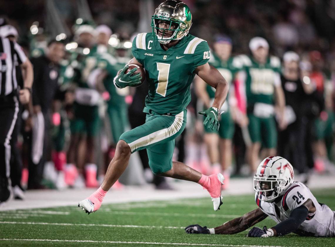 TheRealAlexHanks (@darealalexhanks) on Twitter photo I will be attending UNC Charlotte Junior day on March 29th!!!! #49ers <a href="/Coach_TBell/">Tre' Bell</a> <a href="/CharlotteFTBL/">Charlotte Football</a> <a href="/CooperHyatt1/">Cooper Hyatt</a> <a href="/TylerWoodsFB/">Tyler Woods</a> <a href="/EOJagsFootball/">East Orange HS Football</a> <a href="/COACH_JAKES/">J JACOB</a> <a href="/Baj_Blitz/">Coach Baj</a> <a href="/CoachDoubleA/">Antonio Anderson</a> <a href="/mookie_abm/">Coach Mook 🫡</a> @RivalsRichie <a href="/RivalsFriedman/">Adam Friedman</a> <a href="/247Sports/">247Sports</a> <a href="/On3sports/">On3</a> <a href="/TheUCReport/">Billy Tucker</a> I will be attending UNC Charlotte Junior day on March 29th!!!! #49ers <a href="/Coach_TBell/">Tre' Bell</a> <a href="/CharlotteFTBL/">Charlotte Football</a> <a href="/CooperHyatt1/">Cooper Hyatt</a> <a href="/TylerWoodsFB/">Tyler Woods</a> <a href="/EOJagsFootball/">East Orange HS Football</a> <a href="/COACH_JAKES/">J JACOB</a> <a href="/Baj_Blitz/">Coach Baj</a> <a href="/CoachDoubleA/">Antonio Anderson</a> <a href="/mookie_abm/">Coach Mook 🫡</a> @RivalsRichie <a href="/RivalsFriedman/">Adam Friedman</a> <a href="/247Sports/">247Sports</a> <a href="/On3sports/">On3</a> <a href="/TheUCReport/">Billy Tucker</a>