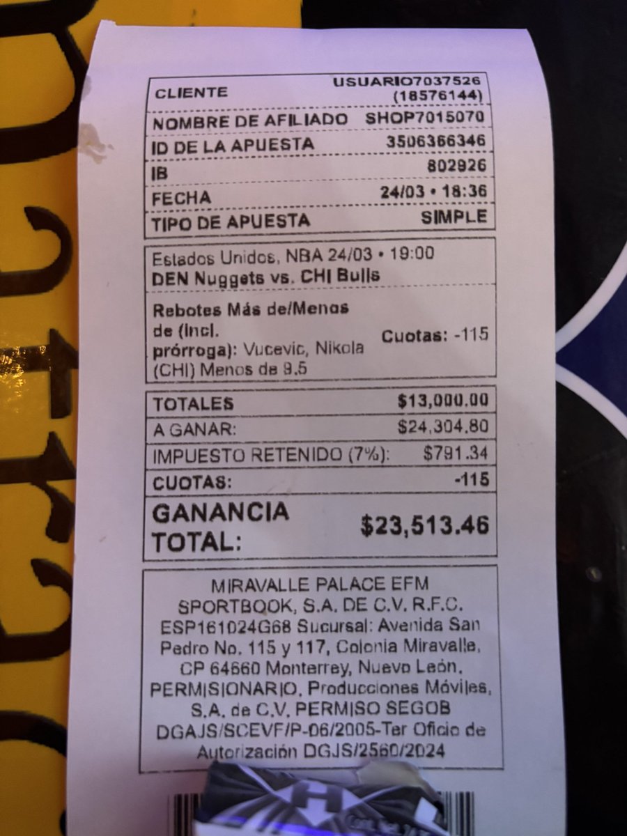 #SeeRed 

Nikola Vucevic under rebotes 9.5 -110 ✅

Alex Sarr anota de 3 +3000 ✅

Así nos fue el día de hoy. 

3 tickets al hilo físico ganando 🏆 y públicamente.

Voy a rifar 2222$ entre todas las interacciones ❤️🔁 y comentarios. Mañana vamos por más