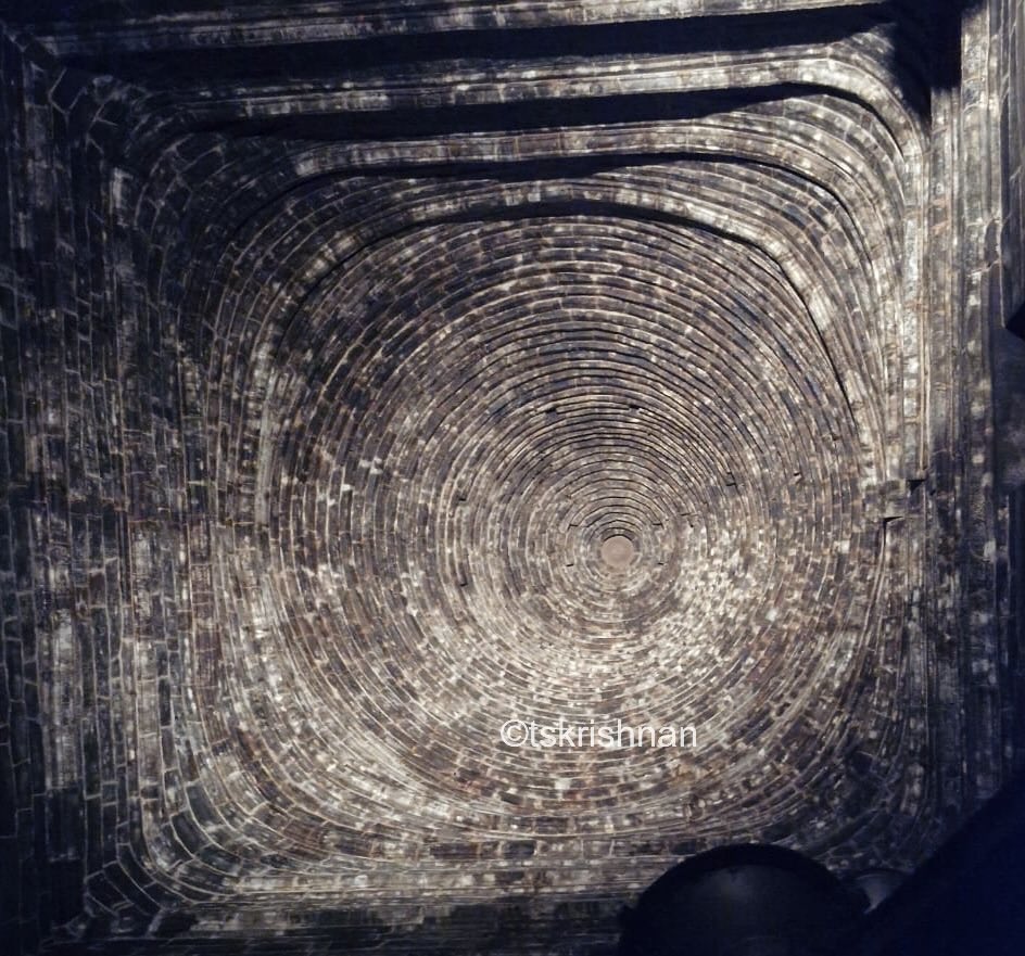 tskrishnan's tweet photo. It was a surreal experience of looking up into a Vimana of 136 feet height and reciting OM in the vacuum. Apart from the engineering aspect, I am awestruck by the fact that the sound of OM doesn’t echo but goes all the way up and disappear.  

Rajaraja chola  was a blessed man to conceive such an idea and construct such a divine place. 

#Rajarajeswaram #Thanjavur