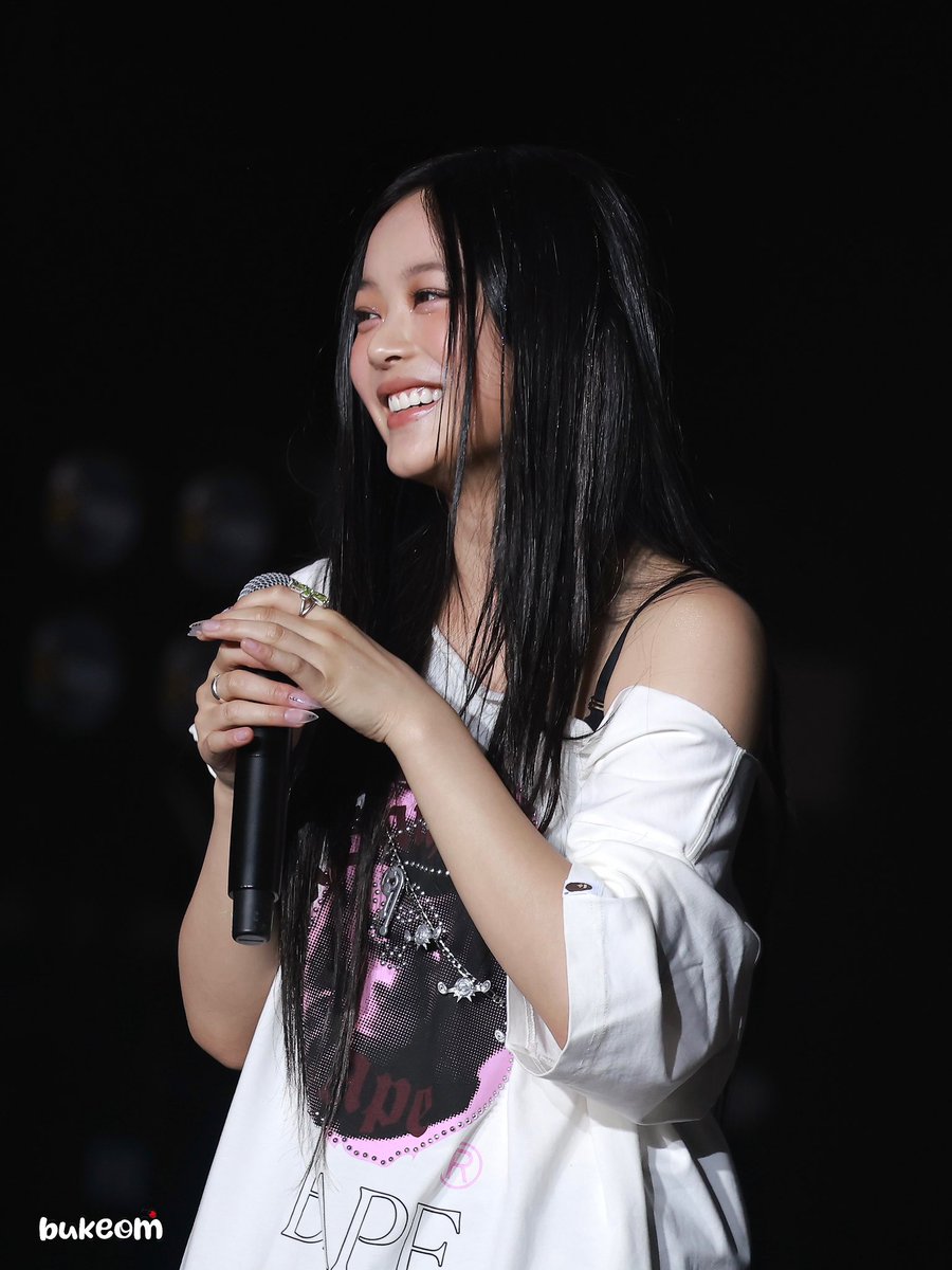 bukeom's tweet image. 250323
😚

#하니 #HANNI #ハニ
#NJZ #엔제이지