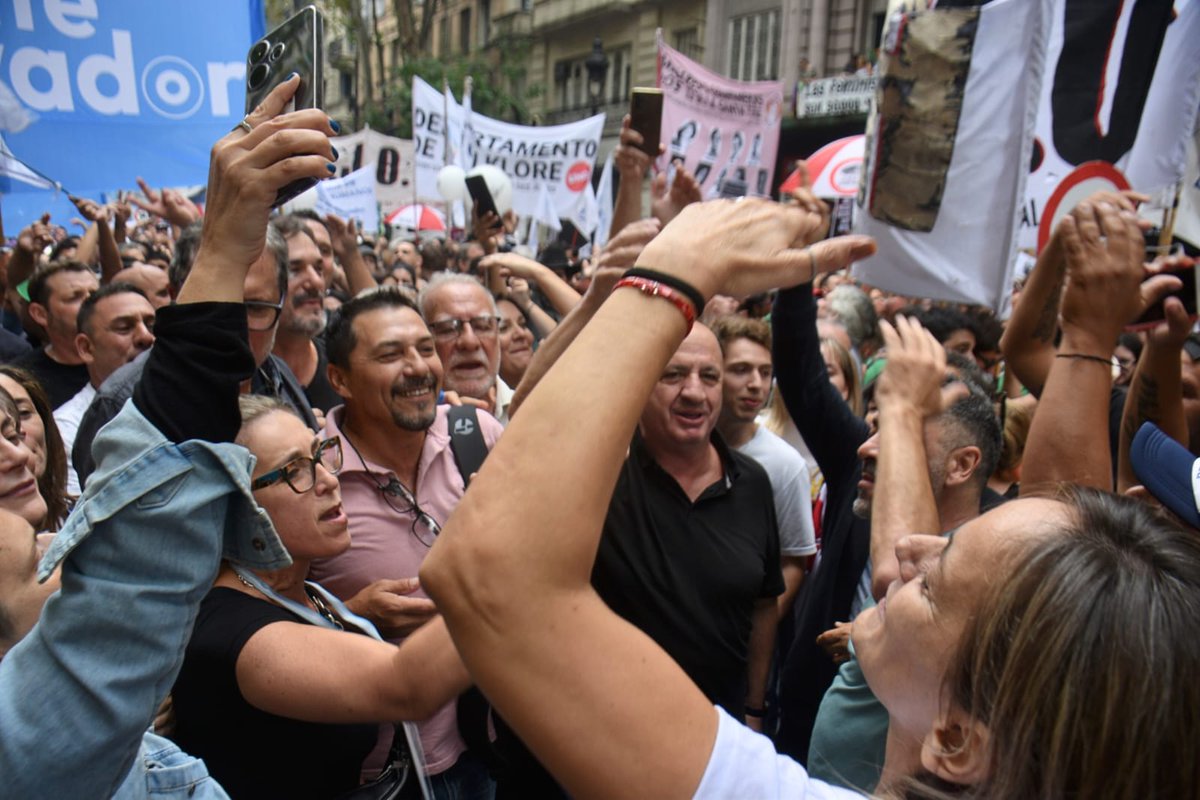 Nicolás Russo tweet media