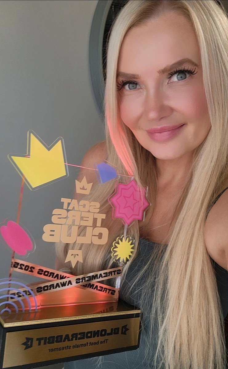 Blonderabbit's tweet photo. Pretty fancy ! Thanks @ScattersClub ! 

I feel unworthy, but here we are doing the things ! 🙌🏻🫶🏻

Thank you to everyone who voted, thank you @Stake , @StakeEddie , @kick , and most of all thank you to my community ! 😘

Best female slot streamer ! Let's go fam! 

Stake usernames or ltc below, tipping on strim tonight - let's celly !