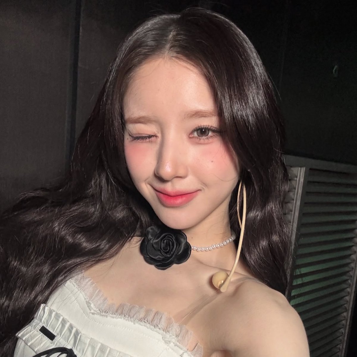 heejin pics 🪽 tweet media