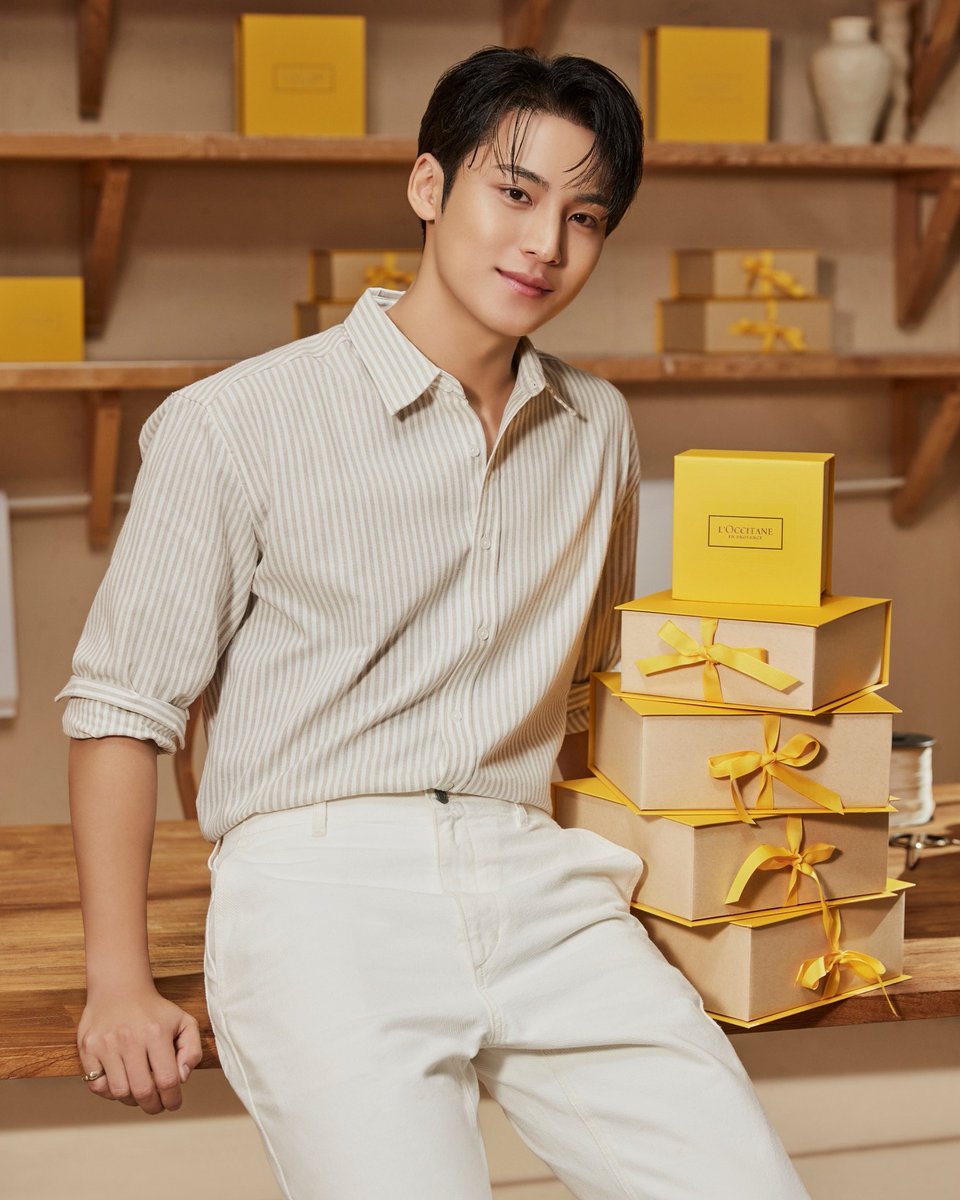 MINGYU FOR L'OCCITANE #민규

MINGYU LOCCITANE AMBASSADOR
#MINGYUxLOCCITANE #민규_록시땅
<a href="/LOCCITANE_KOREA/">L'OCCITANE KOREA</a> <a href="/pledis_17/">세븐틴(SEVENTEEN)</a>