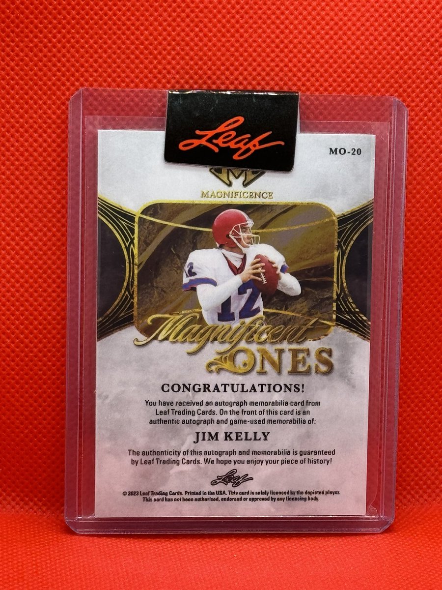 ScrapperCards's tweet photo. Jim Kelly Game Used NFL Shield 🛡️ 
I'm always hesitant to collect Leaf and other non licensed cards, but when the game used patch is this awesome, I can overlook it.
#bills #billsmafia #jimkelly #gameused #gameworn #oneofone  #nfl #nflshield 
#1of1 https://t.co/qRRcrraSXK