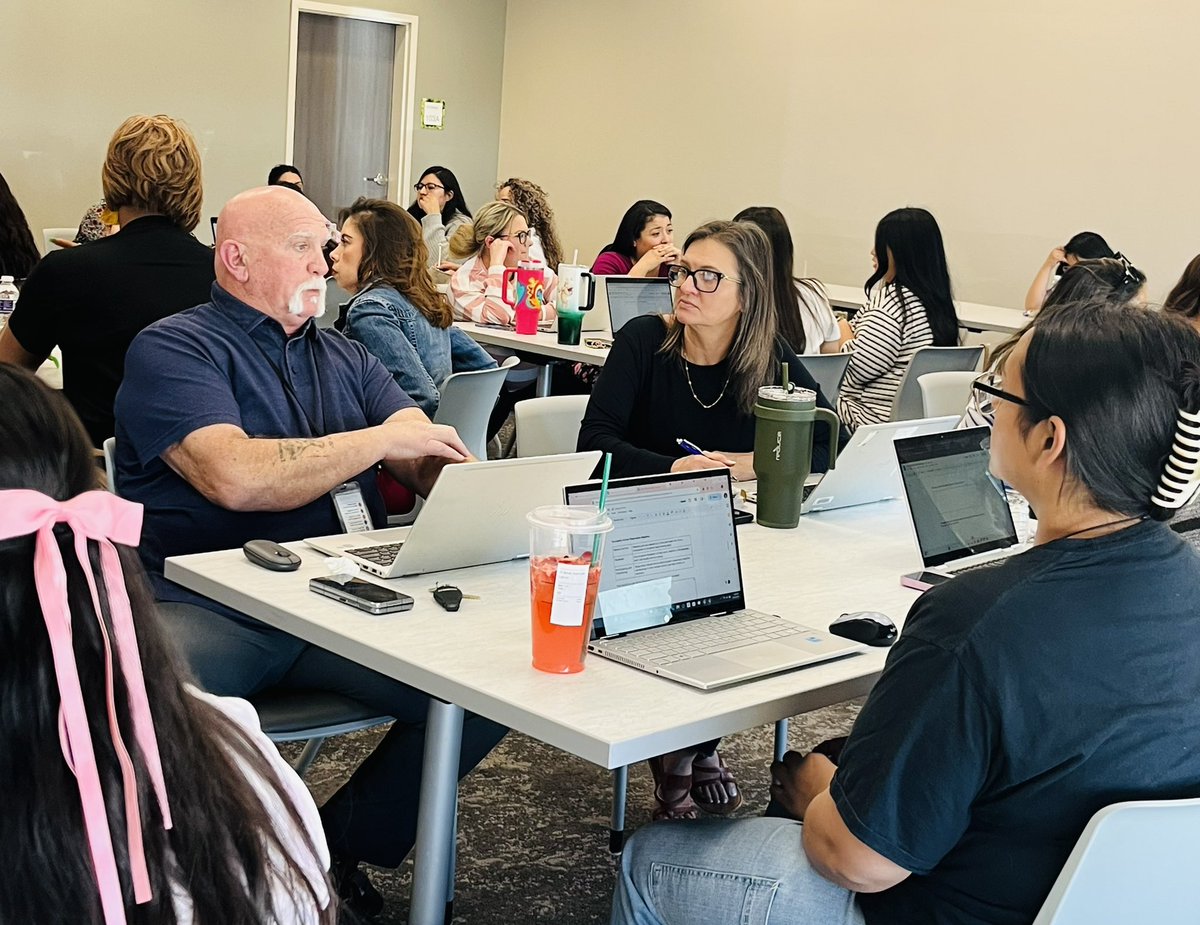 LindyRob81's tweet photo. I am always excited to work with our @MISDOppCulture Reach Associates.  They are dedicated to implementing best practices and achieving #StudentSuccess. ✍️👏🏻✨

@Midland_ISD 
@MISD_RAP 
@MISDTalent https://t.co/8Of3eXnFSZ