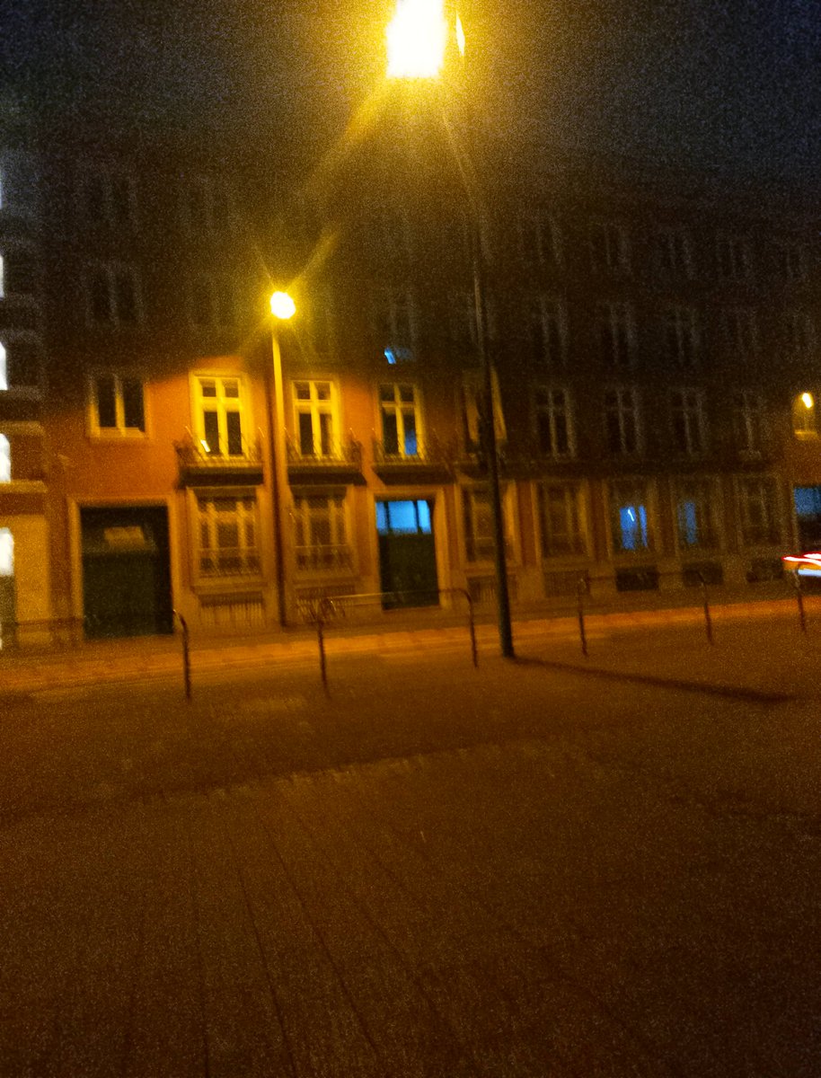 Schönen Feierabend und viel Spaß, trinkt bitte nicht so krass, auch wenn die Schicht hart war und ihr Sachen erlebt habt, die ... waren 🏳️ Darum 🏳️‍🌈 freedom +<°?! Nicht mit Gays and Friends!