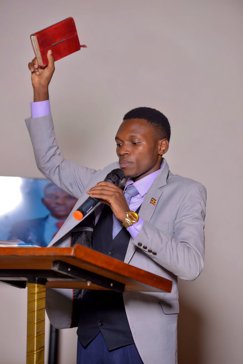 NusaStudents's tweet photo. 💥💪✍💥
Last Saturday on 22/3/2025, Ntungamo University Students Association.(NUSA)-Mak Chapter conducted a Handover ceremony where the outgoing.ExCom 2023/24 transitioned  tools of power to a new.ExCom 2024/25🤝🤝🤝
It was a successful &amp; a number of ideas were shared.Bravo👏👏 https://t.co/VNddjHhxSg