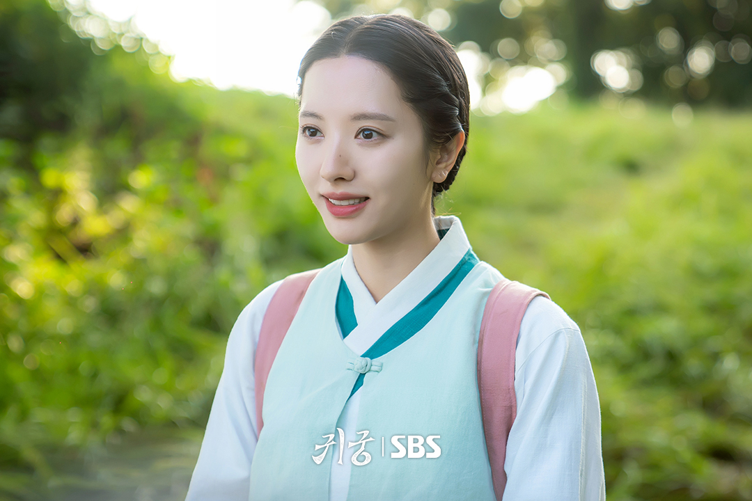 로맨스와 혐관 그 어느 사이.. ㅎ..
티격태격 대 환장 삼각관계 발동!❤‍🔥

SBS 새 금토드라마 <귀궁>
☞ 4월 첫 방송

#SBS새금토드라마 #귀궁
#TheHauntedPalace #귀궁스틸 #스틸
#육신쟁탈판타지로코 #판타지 #로코
#육성재 #김지연 #김지훈