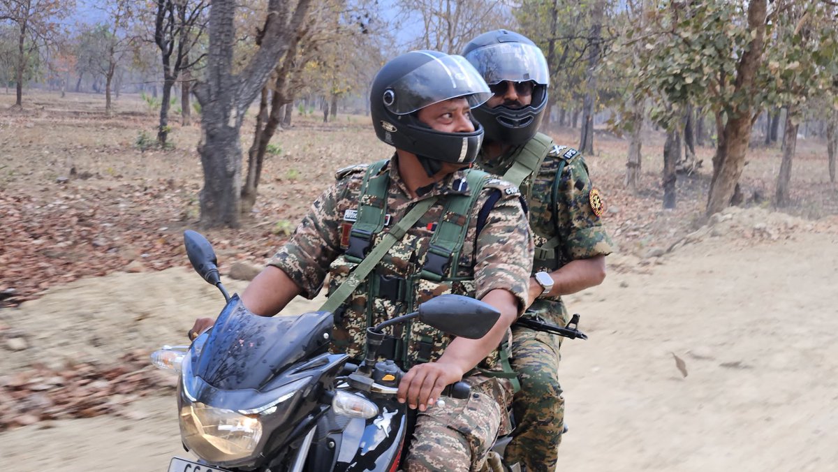 crpfindia's tweet photo. Blazing Trails, Defying Threats!

In a bold display of leadership, Shri @gpsinghips, DG #CRPF, hit the rugged trails of Chhattisgarh on a motorcycle, dominating the treacherous stretch between #FOB Nambi & #FOB Gunjerparti in Bijapur. Riding through an IED-threatened zone, he undertook the journey to experience and understand the challenges troops face daily in anti-Naxal operations.

#NationFirst