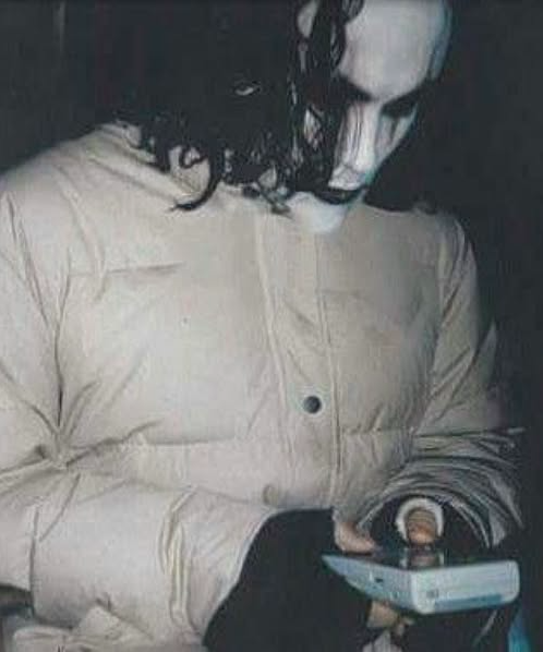 ThomasConnorsJr's tweet photo. You may be cool...but you're not as cool as Brandon Lee as the Crow playing a GameBoy cool.... https://t.co/bODvSnGKK6