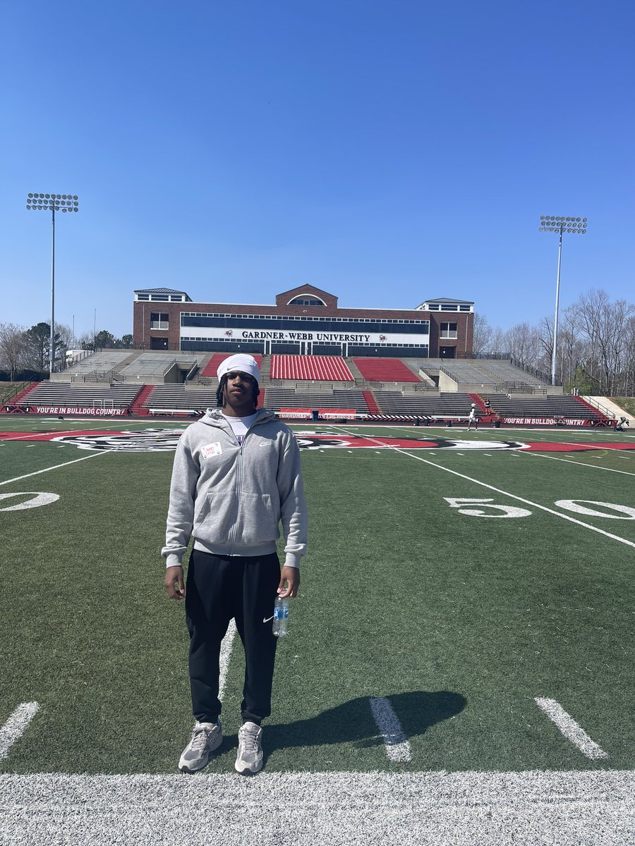 Great visit <a href="/GWUFootball/">Gardner-Webb Football</a> this past weekend. Thank you for the invite <a href="/Coach_Gardiner/">Steve Gardiner</a> and <a href="/GWUCoachPinnix/">Darius Pinnix Jr</a>