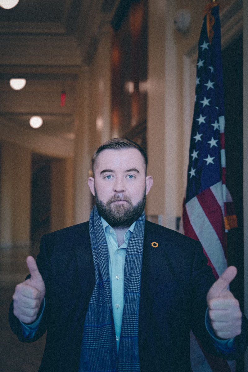 Back in DC for a big Chainlink week. Great meetings on Capitol Hill today with Sergey Nazarov.

Another full day of meetings tomorrow, then the DC Blockchain Summit on Wednesday.

Keynote and firesides are locked in.

Lining up strong media this week too.

Starting spring strong.
