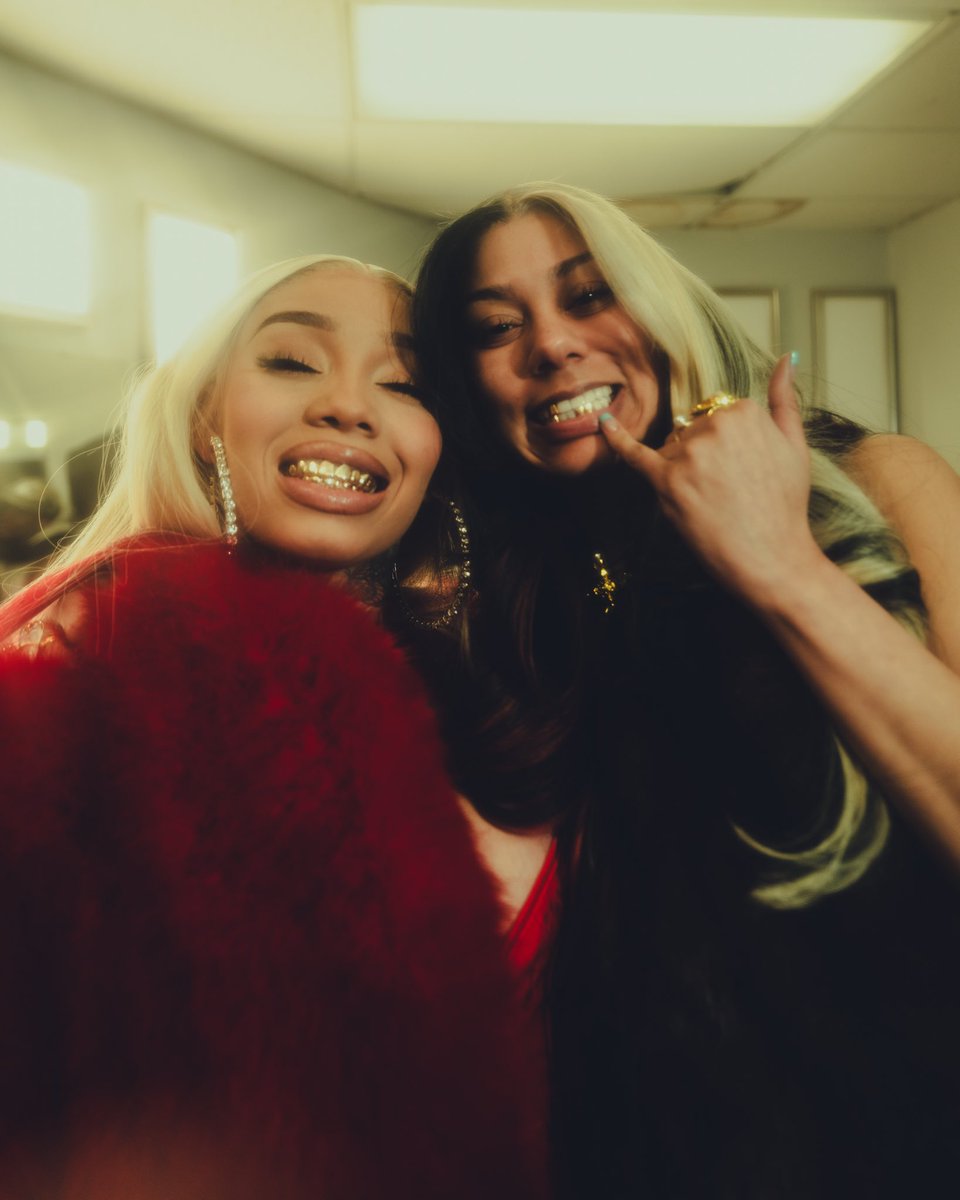 still rolling w/ the bitches that i started with!