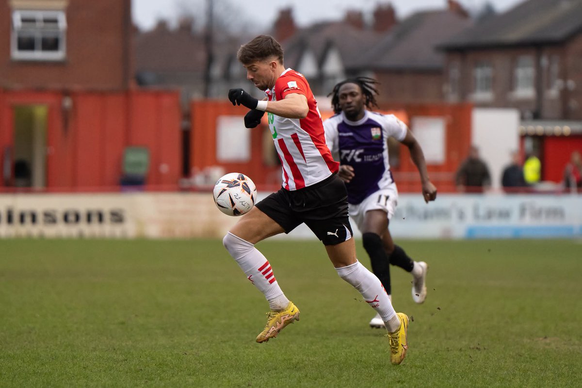LPPhotography27's tweet photo. @altrinchamfc (0) - (1) @BarnetFC 

🏆 - @TheVanaramaNL 

🏟️ - The J. Davidson Stadium

📍- Altrincham

👤 - 3,071 https://t.co/Vbu2UGIMUC
