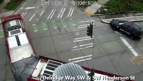 SW Henderson STのDelridge Way