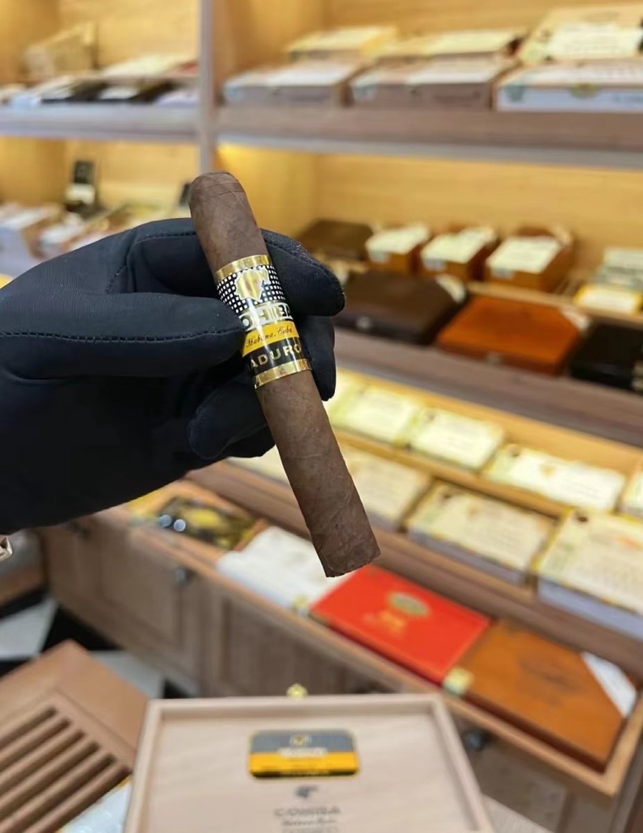 SaintCigars tweet media