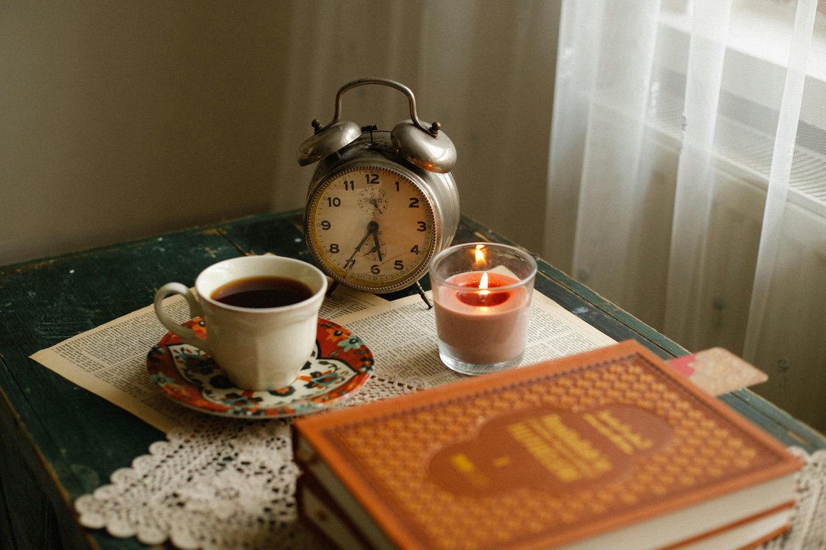 FaithKMoore's tweet photo. 📚On Storytime for Grownups, we read classic books aloud with a few notes along the way to make them easier to understand. You--yes you!--can understand (and love) the classics. So brew a pot of tea, find a cozy chair, and settle in. It's storytime!💕📚🫖
https://t.co/Qfg3guKS7F https://t.co/V0aMCx6rVR