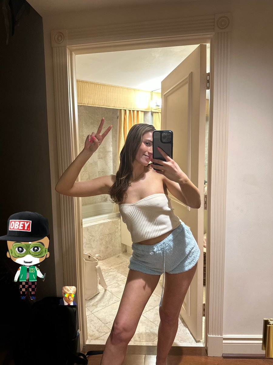 Nicoops's tweet photo. All-girls slumber party was going great…until this dude showed up. 
Bro what dimension you from????? https://t.co/B9NpspWo66