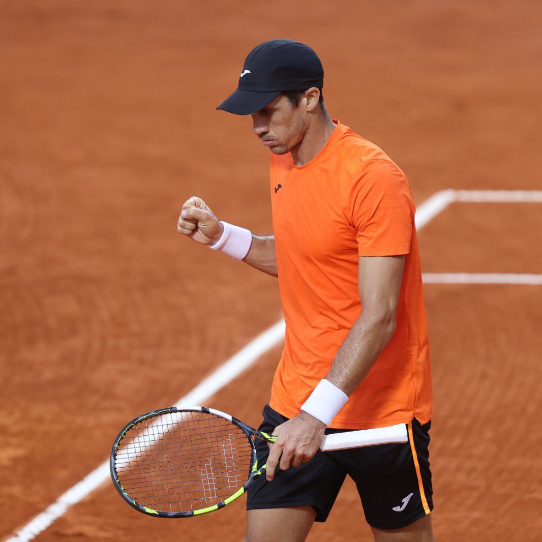 Tomás Rodríguez Couto tweet media