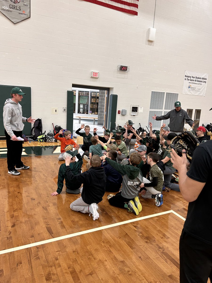 TinoraBaseball's tweet photo. The Tinora HS baseball team hosted camp today, helping young athletes develop their skills, learn the game, and have fun on the field!HS boys are working with the next generation of Rams, focusing on fundamentals, teamwork, and a love for baseball!
#RamBaseball #FutureRams https://t.co/w1fXV8qlBl