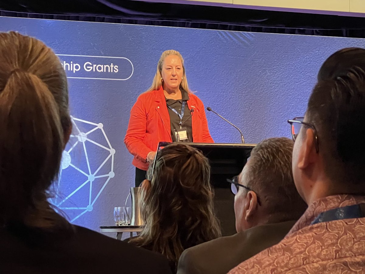 Rebecca Davies AO 💉💉 💉💉 tweet media