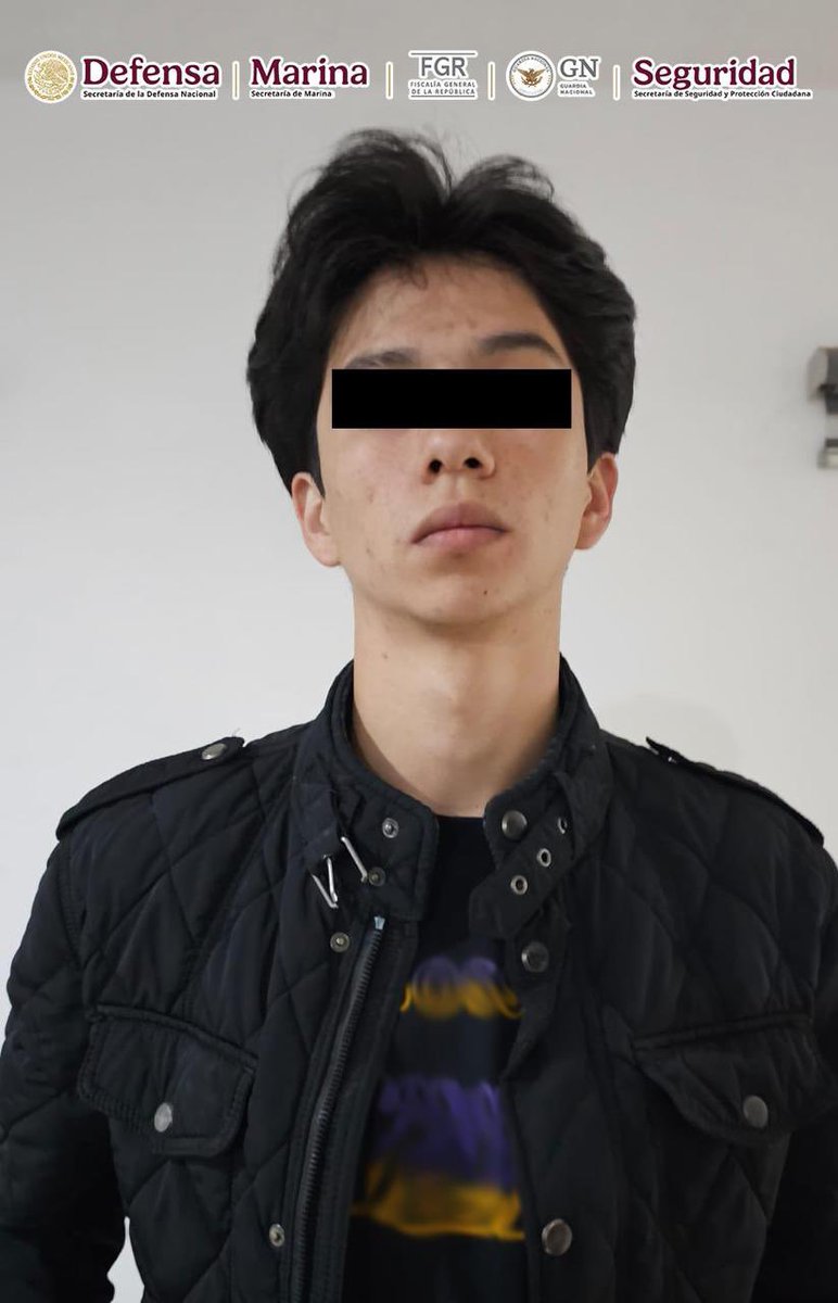 Hace poco más de una hora murió baleada en Culiacán Dana Sofía, una inocente niña de 12 años.
Hace alrededor de 40 minutos <a href="/OHarfuch/">Omar H Garcia Harfuch</a> reportó la detención de los presuntos asesinos de Gael y Alexander, otros niños inocentes asesinados en la capital.

Abro hilo 🧵 (1/2)