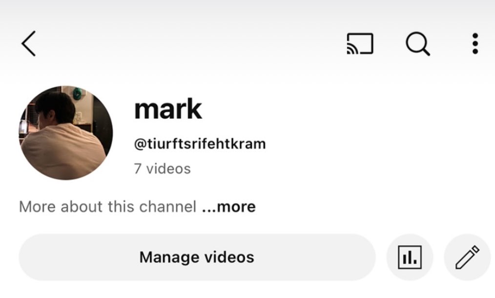 mer ➡️ rem
markthefirstfruit ➡️ tiurftsrifehtkram

พี่เมอ ➡️ พี่เรม
พี่ม้าค ➡️ พี่คราม