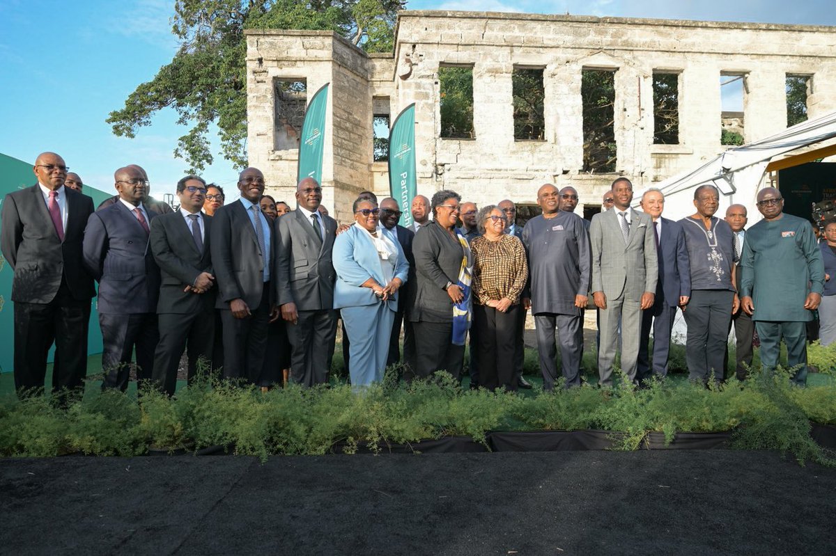 miaamormottley's tweet image. We seek not to rewrite history, but to right it.

Today, we turn a new page with the groundbreaking of the Afreximbank Africa Trade Centre; the 1st outside Africa. This will help cement Barbados as a hub for trade, jobs &amp;amp; opportunity between Barbados and the Caribbean and Africa.