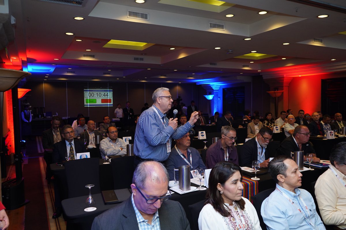 MenariniCA's tweet image. ✅ ¡Completamos con éxito el 1er día de la segunda edición de "Conociendo a los Expertos en Hipertensión Arterial"!
👏 Gracias a los expertos y participantes por su dedicación. ¡Nos vemos mañana!
#GrupoMenarini #ConociendoaElExperto #HipertensiónArterial #EventoSalud