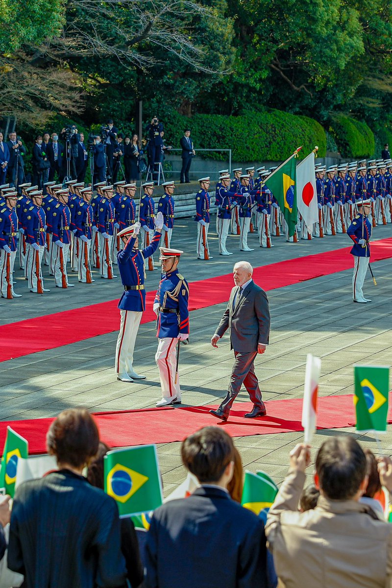 Cerimônia de boas-vindas no Palácio Imperial pelo Imperador Naruhito e a Imperatriz Masako. 🇧🇷🇯🇵

📸 <a href="/ricardostuckert/">Ricardo Stuckert</a>