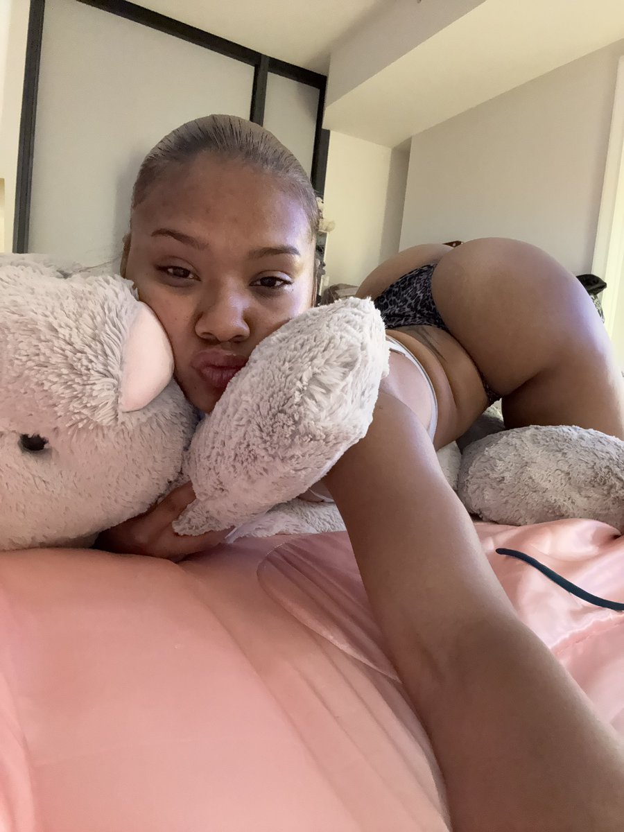 Miss.aylathegoddess tweet media