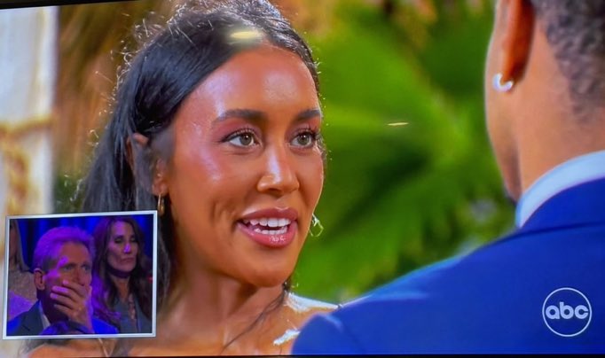 sweatsandpizza's tweet photo. Gerry is all of Bachelor Nation rn

#TheBachelor https://t.co/l4r7IE84ld