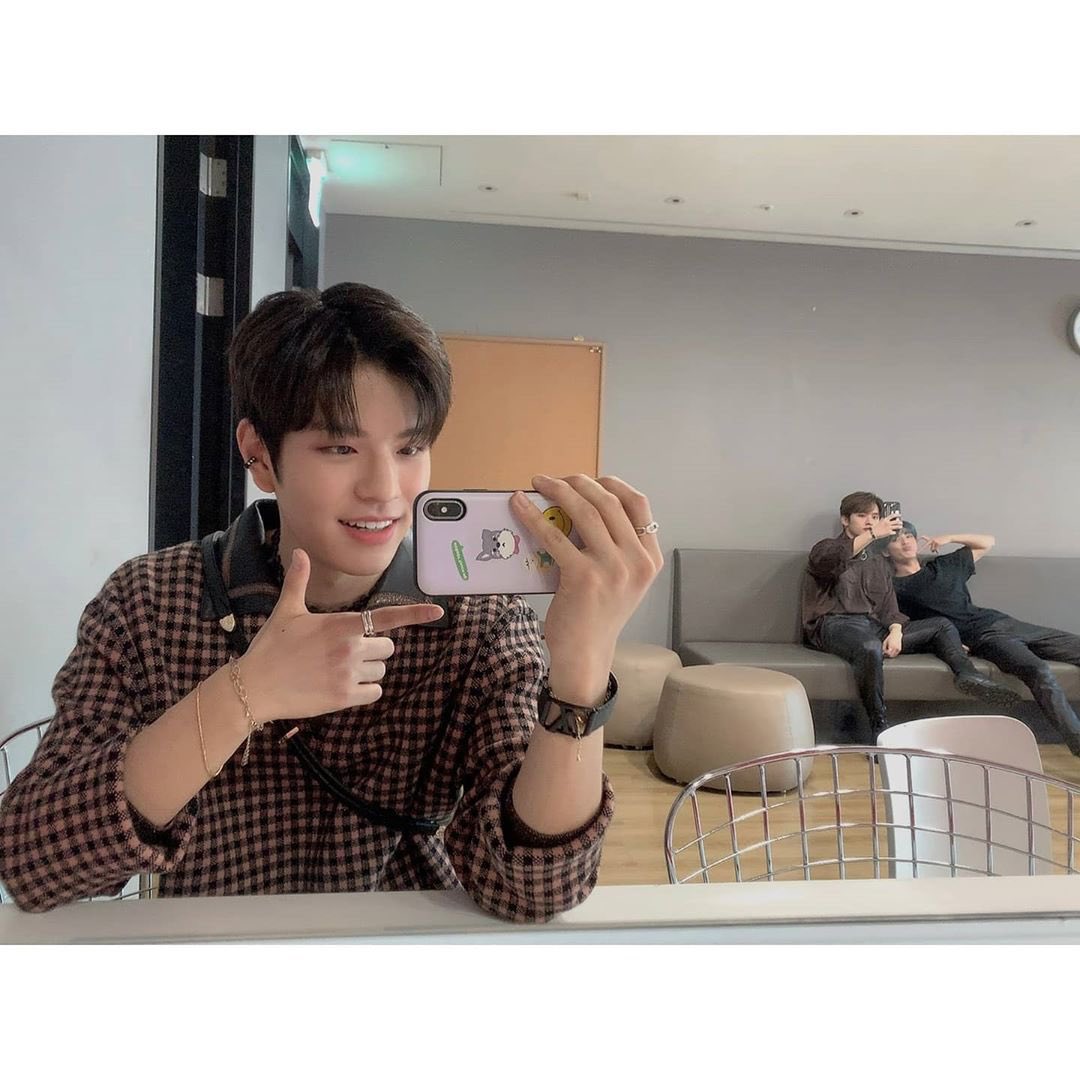 𝐞ig𝚑𝕥 𝐤𝕚ddz 𔘓𓈒࣪· 𝕚𝚗 𝕝i𝚏ē ! tweet media