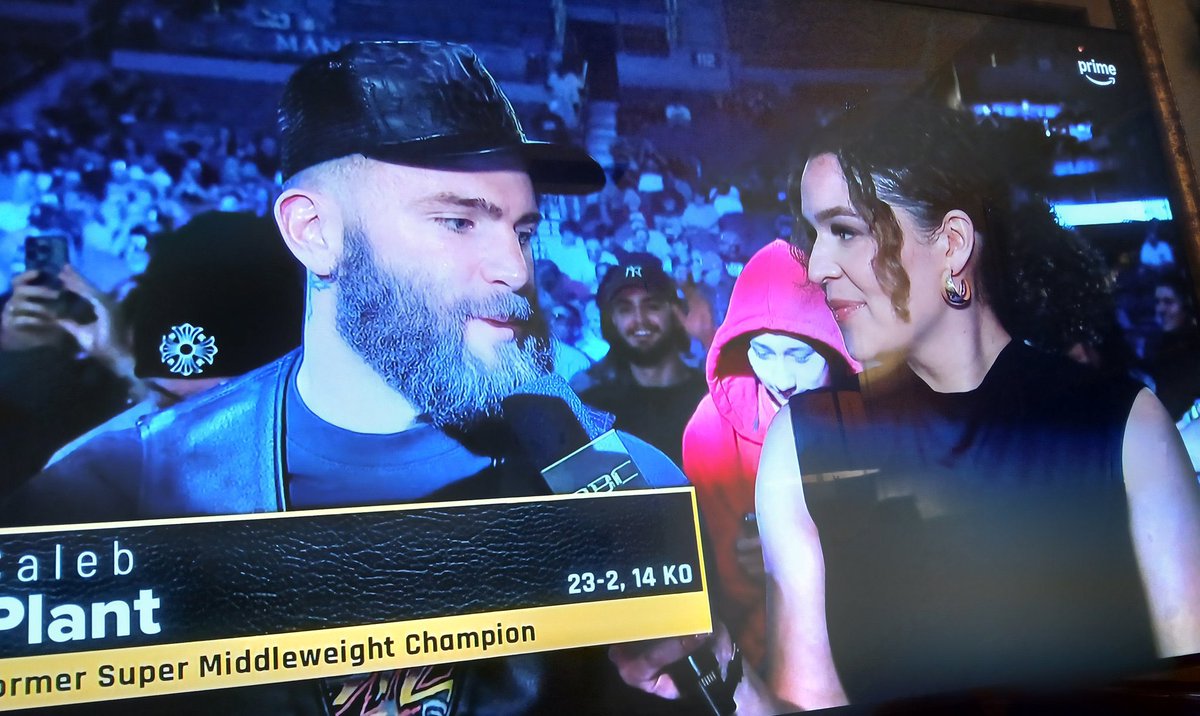 JordanPlant_'s tweet photo. Fight night with baby boy in my belly 🖤🥊 https://t.co/DNe7064NCX