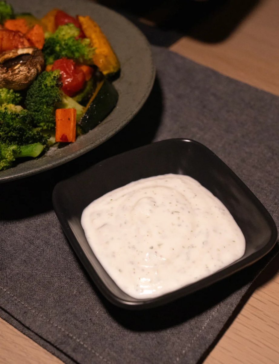 Healthy meal after exercise: grilled shrimp and seasonal vegetables