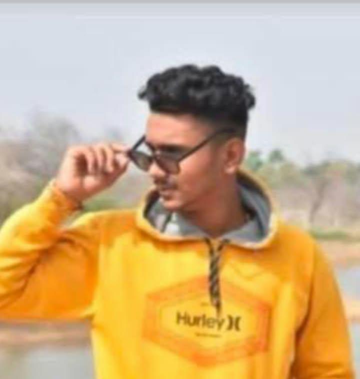 OfficialTeamPs's tweet photo. 🚨 REPOST TILL ARRESTED 🚨

An individual named Nikhil Seervi (IG: Alex) from Nayapura, Kota, Rajasthan has been openly abusing Sanātana Dharma & our deities on Instagram! Such hate cannot be tolerated!

Urging @KotaPolice @IgpKota @PoliceRajasthan to take strict & swift action under IPC 295A, 153A!

@OfficialTeamPs have Details ,Which We will Dm you..

➖➖➖➖➖➖➖➖➖➖➖➖➖➖

सेवा में  @KotaPolice @IgpKota @PoliceRajasthan  
आदरणीय महोदय, निखिल सीरवी ( #Instagram :  Alex) जो कि नयापुरा कोटा में रहता है उसके द्वारा इंस्टाग्राम पर सनातन धर्म और हमारे आराध्य  #श्रीराम पर अभद्र भाषा  में  टिप्पणी की 

इसकी डिटेल @OfficialTeamPs के पास है हम आपको DM कर देंगे कृपया इसे गिरफ्तार करे ।।

#UnitedHinduSena