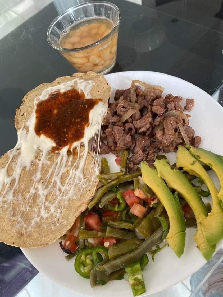 Vic_Tos19's tweet photo. La dieta para un paciente que busque una alimentación saludable sin ultraprocesados puede verse así.

Que importante es ser bien asesorado. https://t.co/j95Z63er4W