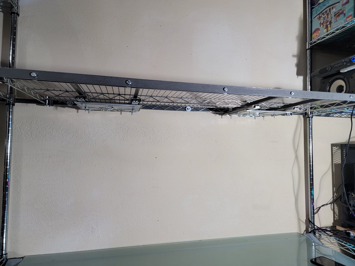 Salc0n's tweet photo. V2.0, coming out much better then my old build. Rail mounts were not in my og ideas, but came across some 300mm sliders and that sparked the idea. As well as provided a way to overcome the middle bars. Everytime I buy wire shelves, they are built differently and that's annoying https://t.co/cepKu3l0sN