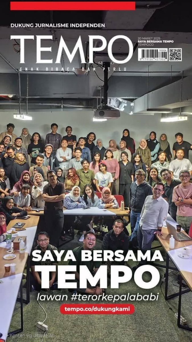 Acho (@muhadklyacho) on Twitter photo Beda kelas memang media yang udah pernah dibredel pemerintah sejak jaman orba. Diteror pake pala babi, dibalas dgn munculin wajah orang-orang dibaliknya. Seakan memberi pesan.. “ini wajah kami, kami ga ngumpet kaya pengecut macam lo”. Sehat-sehat <a href="/tempodotco/">tempo.co</a> <a href="/BocorAlusPol/">Divisi Humas Bocor Alus Politik TEMPO</a> Beda kelas memang media yang udah pernah dibredel pemerintah sejak jaman orba. Diteror pake pala babi, dibalas dgn munculin wajah orang-orang dibaliknya. Seakan memberi pesan.. “ini wajah kami, kami ga ngumpet kaya pengecut macam lo”. Sehat-sehat <a href="/tempodotco/">tempo.co</a> <a href="/BocorAlusPol/">Divisi Humas Bocor Alus Politik TEMPO</a>