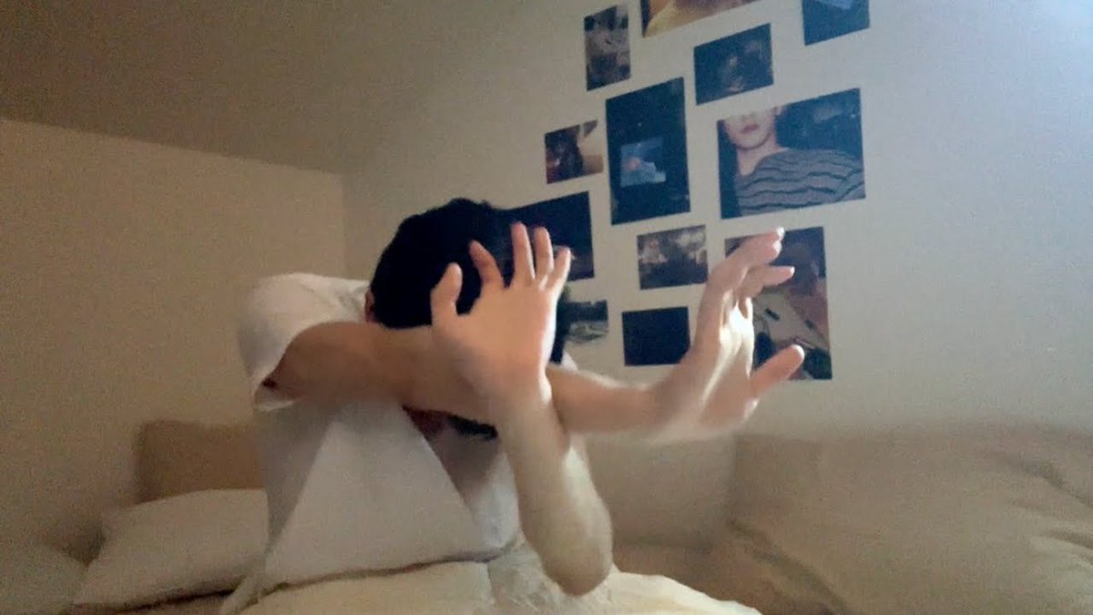 2markqu's tweet image. 에반데