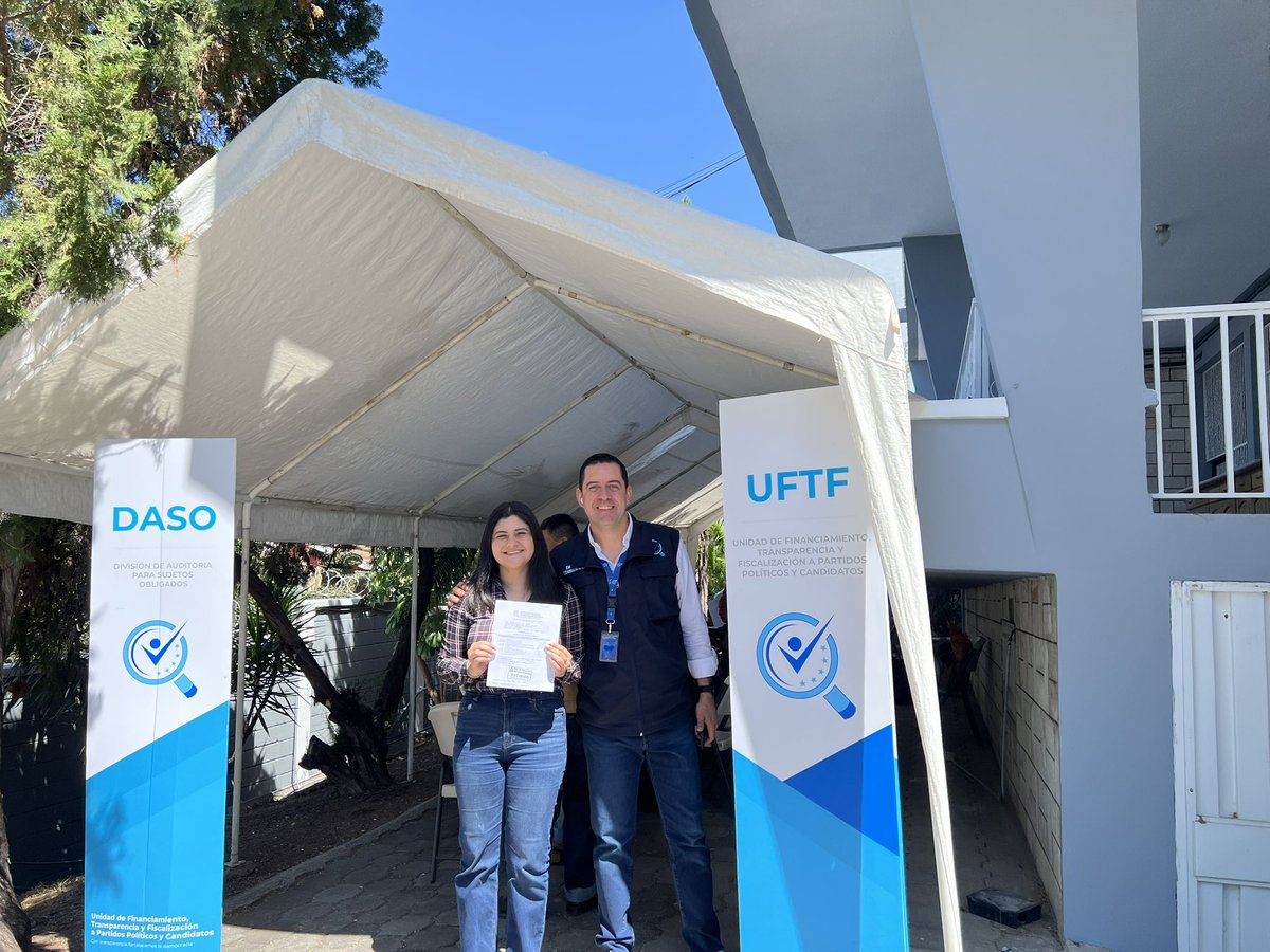 Hoy fui a la unidad de fiscalización <a href="/UFTFHONDURAS/">UFTF Honduras</a> para cumplir los requisitos del informe de política limpia. 🗳️☑️

Es importante cumplir con este requisito como parte de nuestras obligaciones ya que todo candidato debe presentar y rendir cuentas claras. 🇦🇹